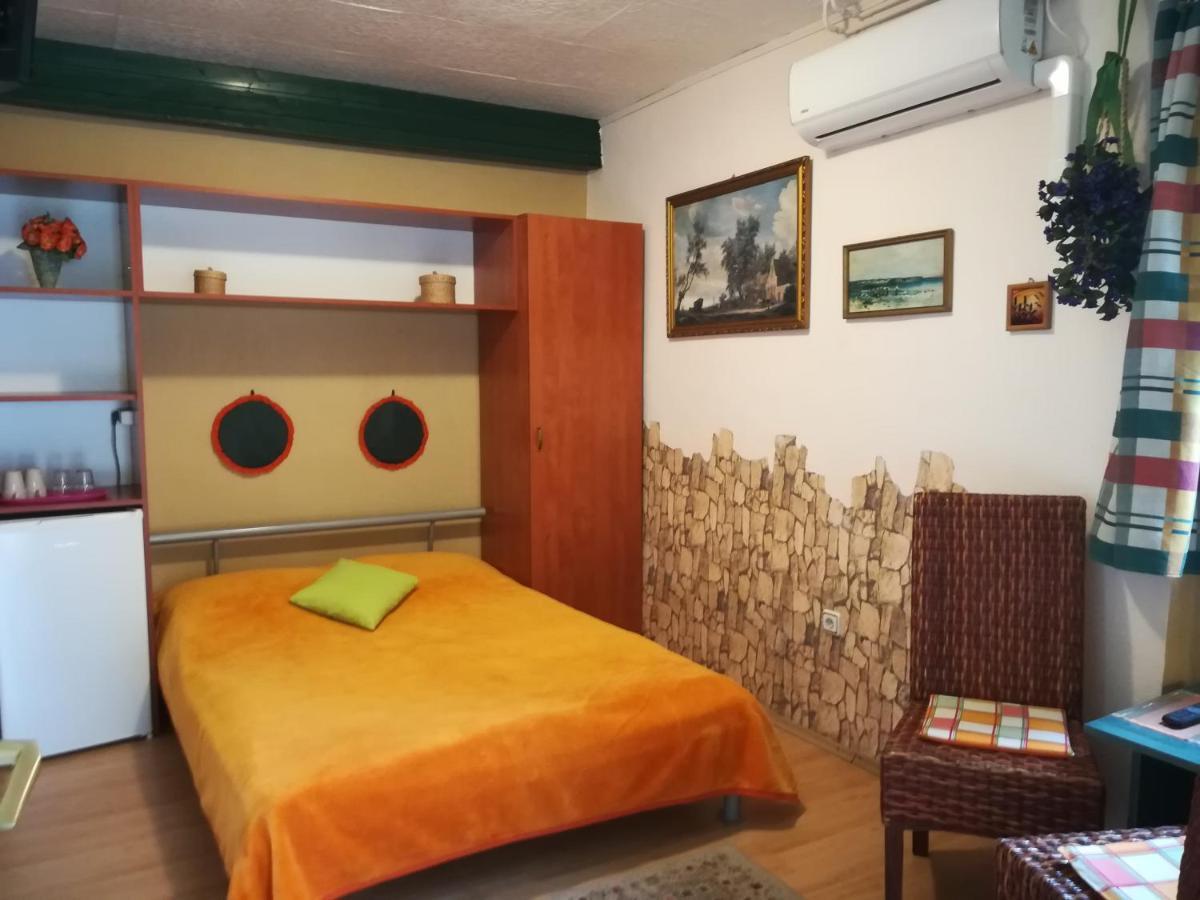 Castello Vendeg Es Apartmanhaz Eger Exteriér fotografie