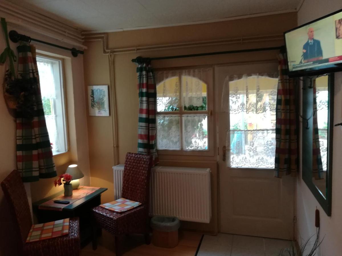Castello Vendeg Es Apartmanhaz Eger Exteriér fotografie
