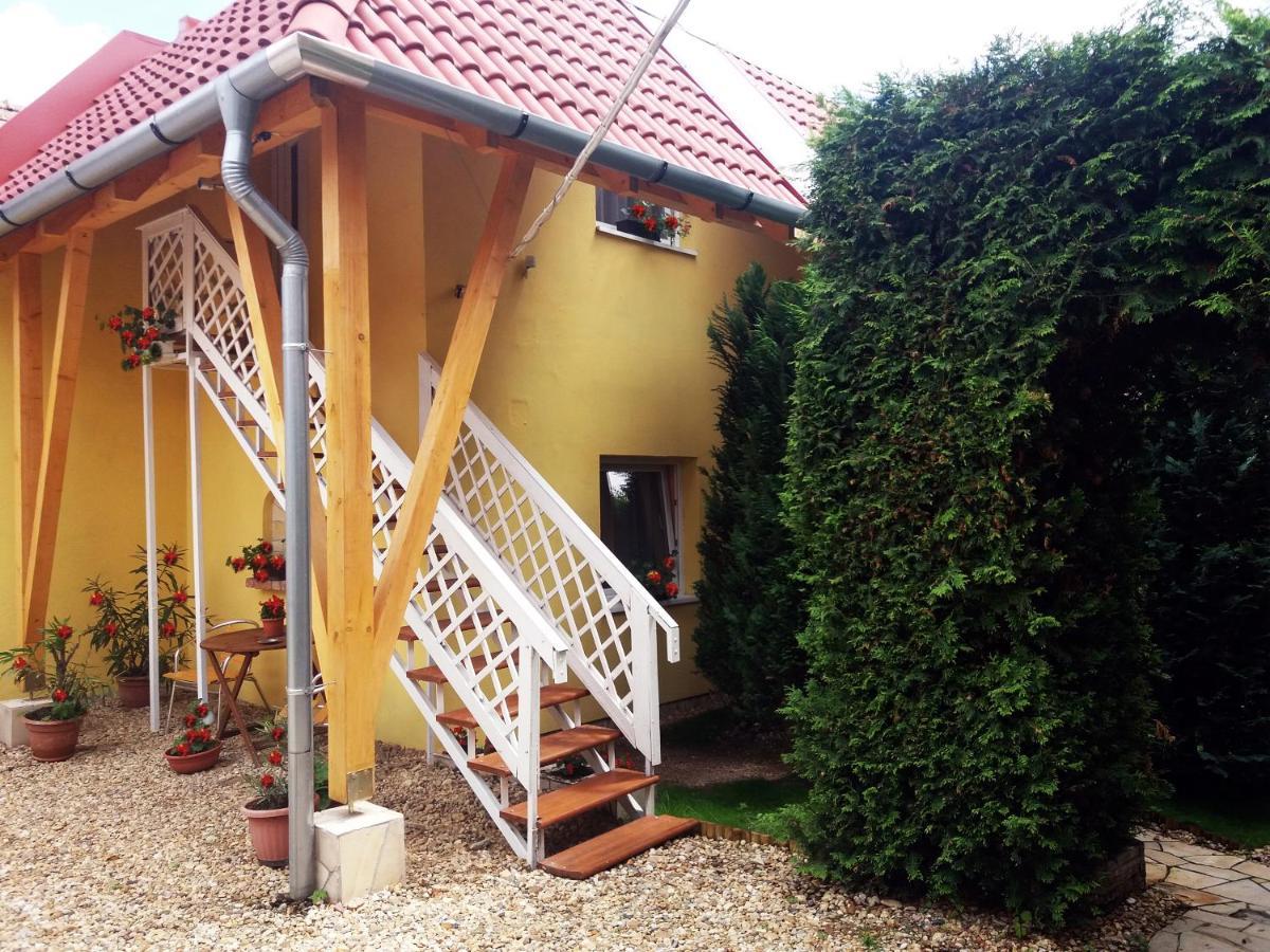 Castello Vendeg Es Apartmanhaz Eger Exteriér fotografie