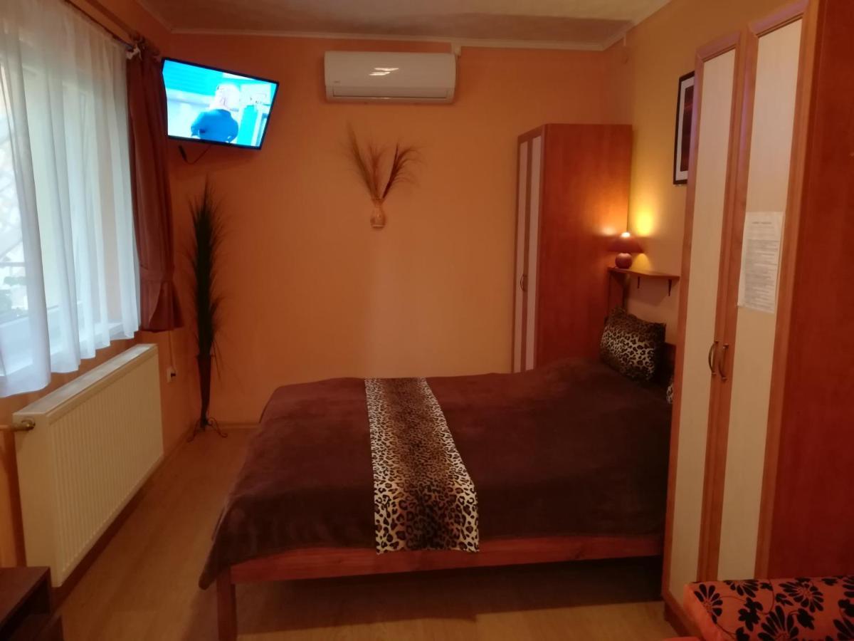 Castello Vendeg Es Apartmanhaz Eger Exteriér fotografie