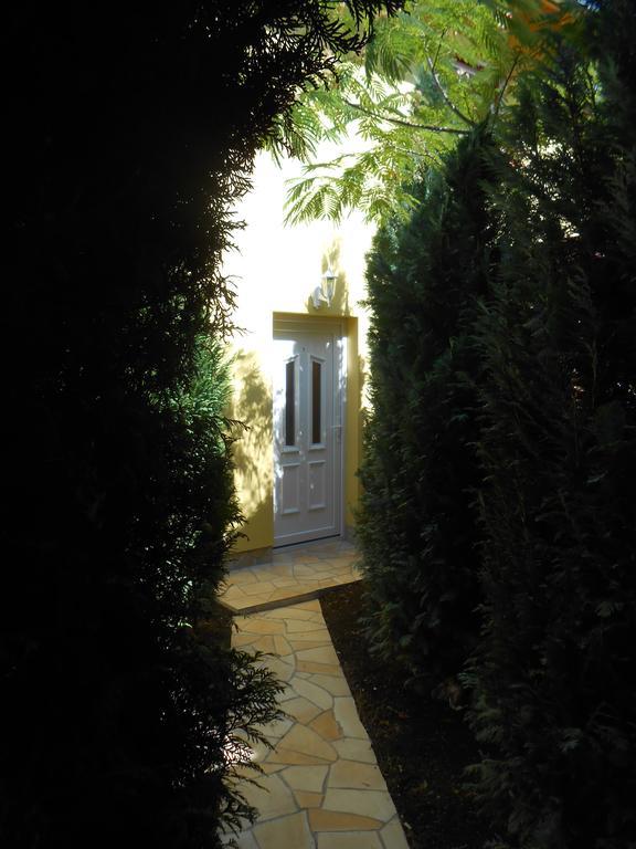 Castello Vendeg Es Apartmanhaz Eger Exteriér fotografie