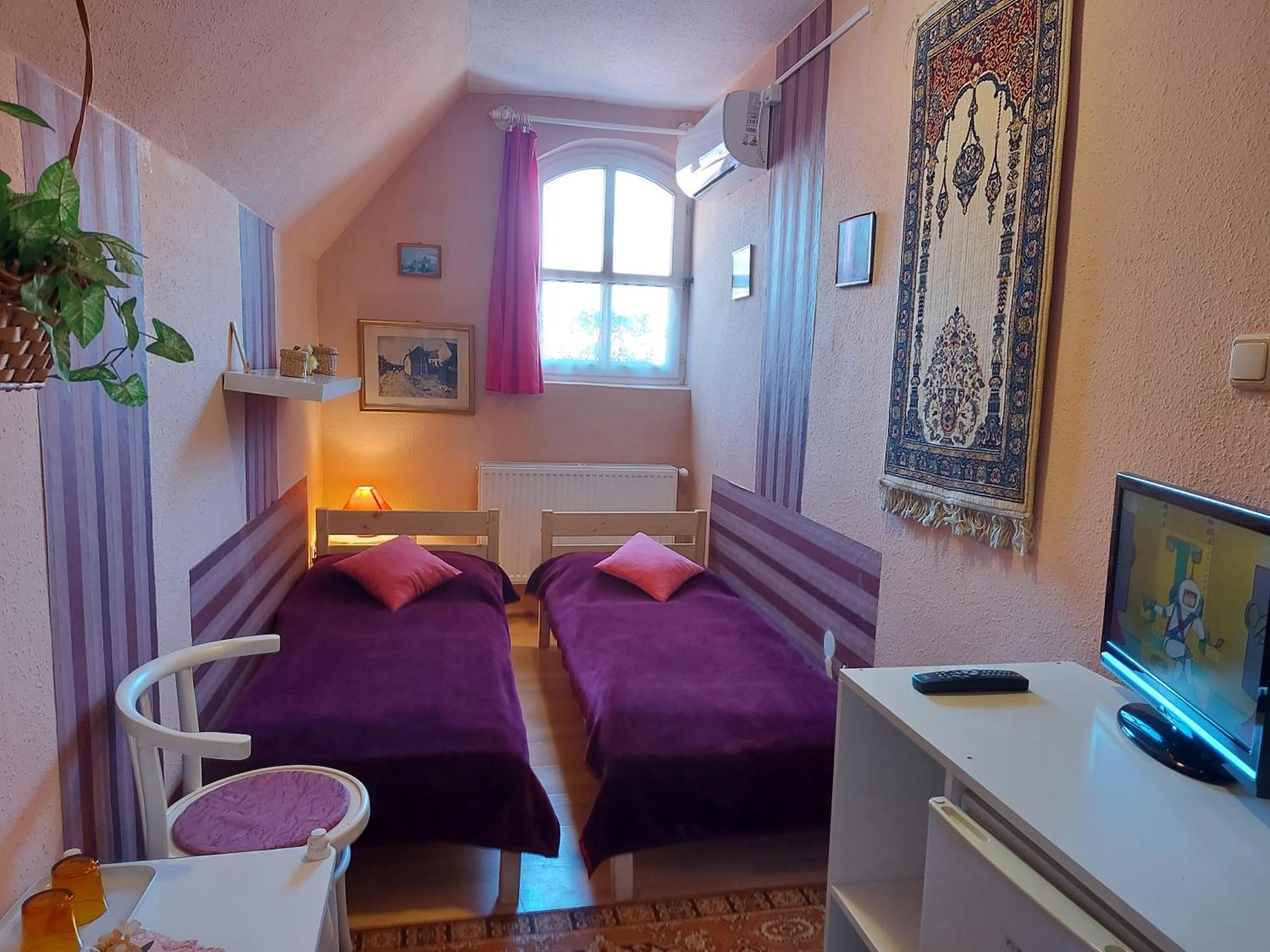 Castello Vendeg Es Apartmanhaz Eger Exteriér fotografie