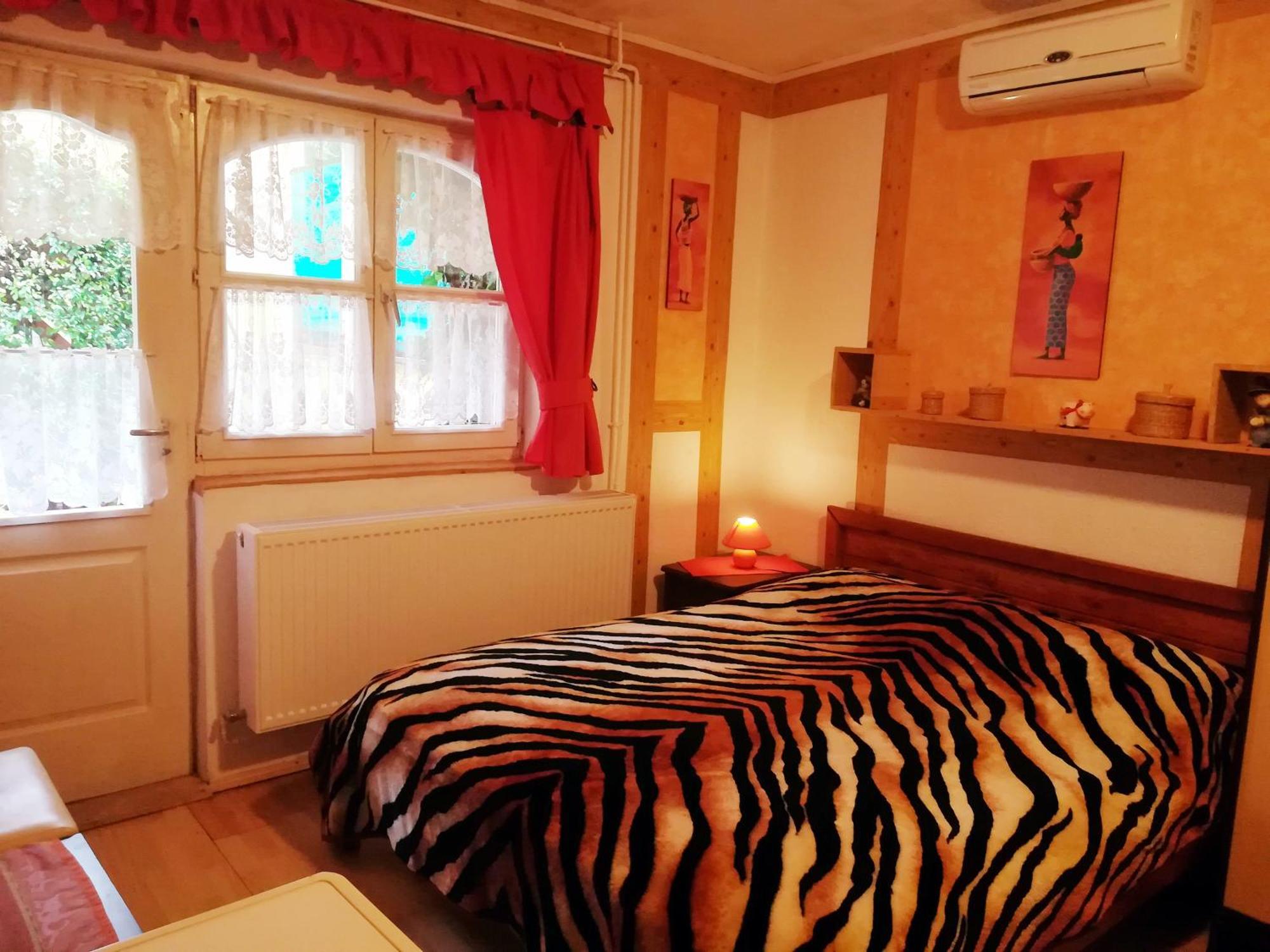 Castello Vendeg Es Apartmanhaz Eger Exteriér fotografie