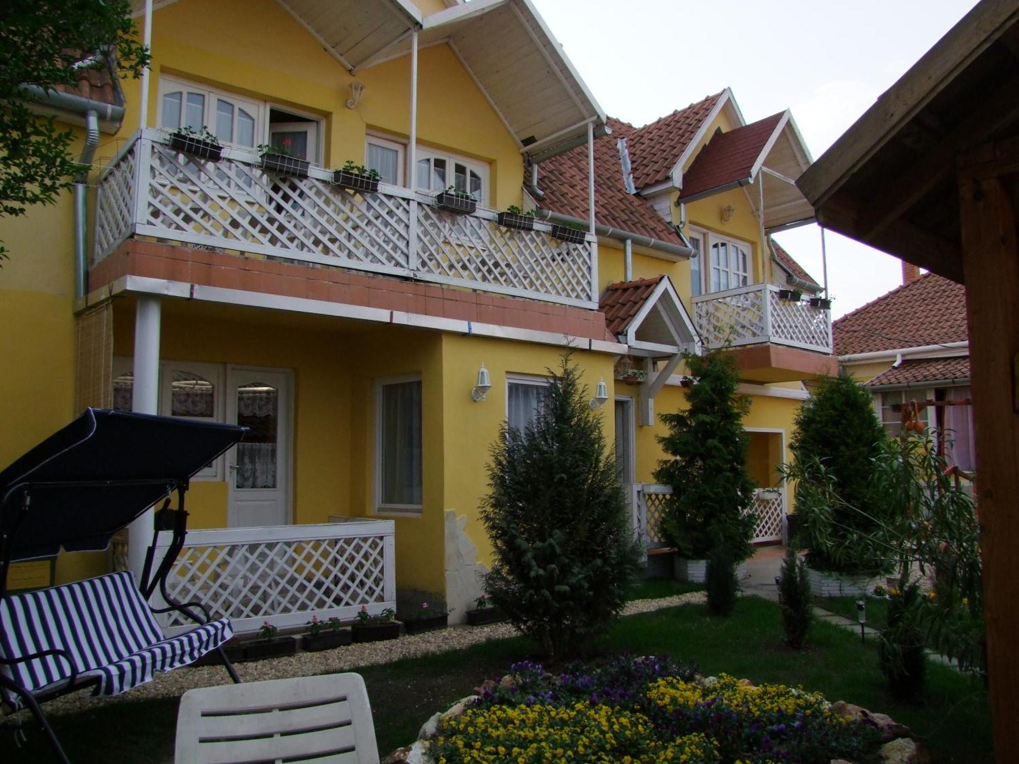 Castello Vendeg Es Apartmanhaz Eger Exteriér fotografie
