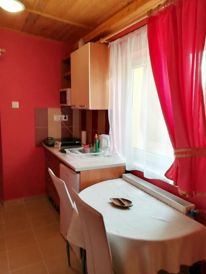 Castello Vendeg Es Apartmanhaz Eger Exteriér fotografie